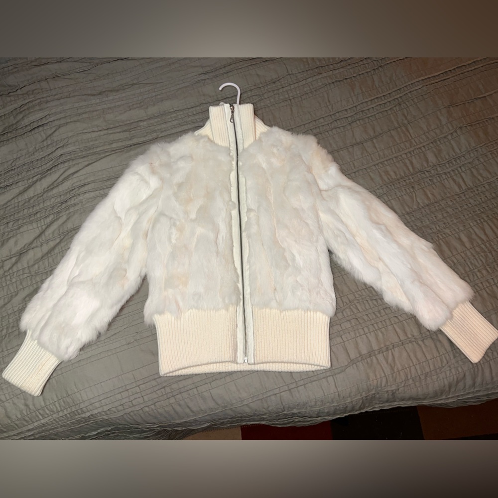 Wilson Leather Fur/Leather jacket. Worn once. Nonsmoker.